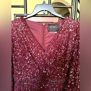 Beautiful Macduggal dress sz 12 fits 10-12 very elegant with a train, worn once